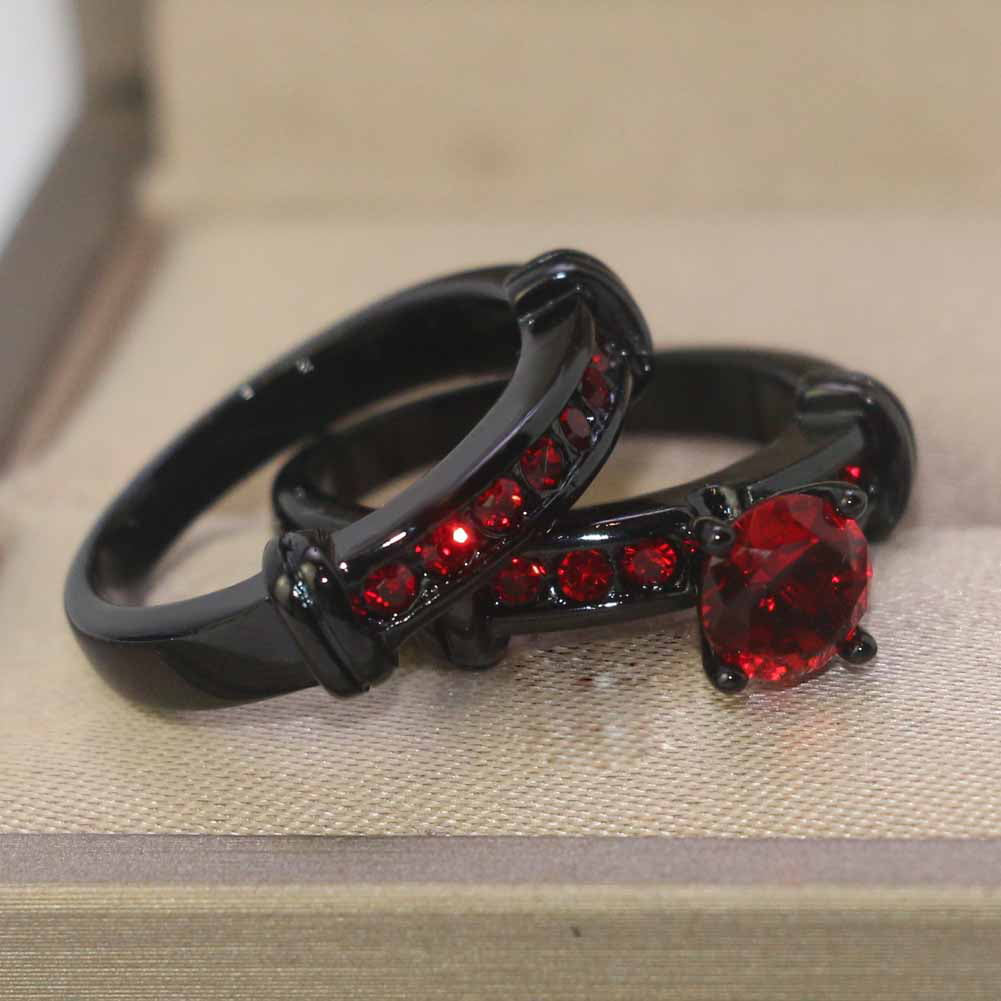 Matching Ring Couple Rings Black Gold Plated 1CT Red CZ Wedding Ring Sets Titanium Male Ring